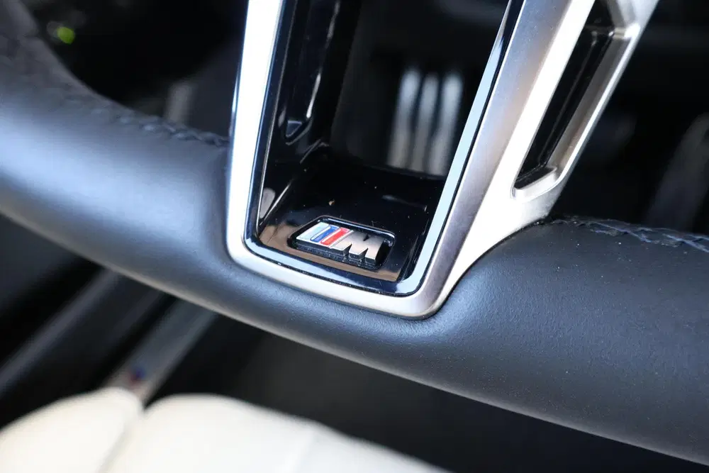 BMW 7-serie 750e xDrive uit 2023, foto 15