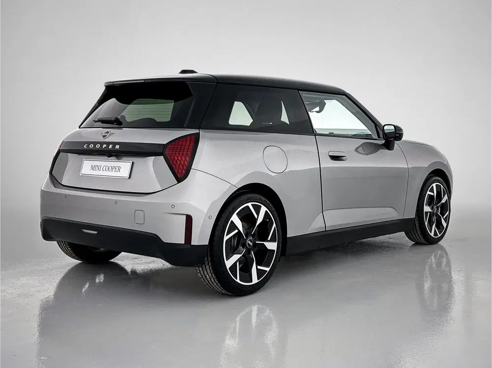 Mini Hatchback Cooper E uit 2026, foto 2