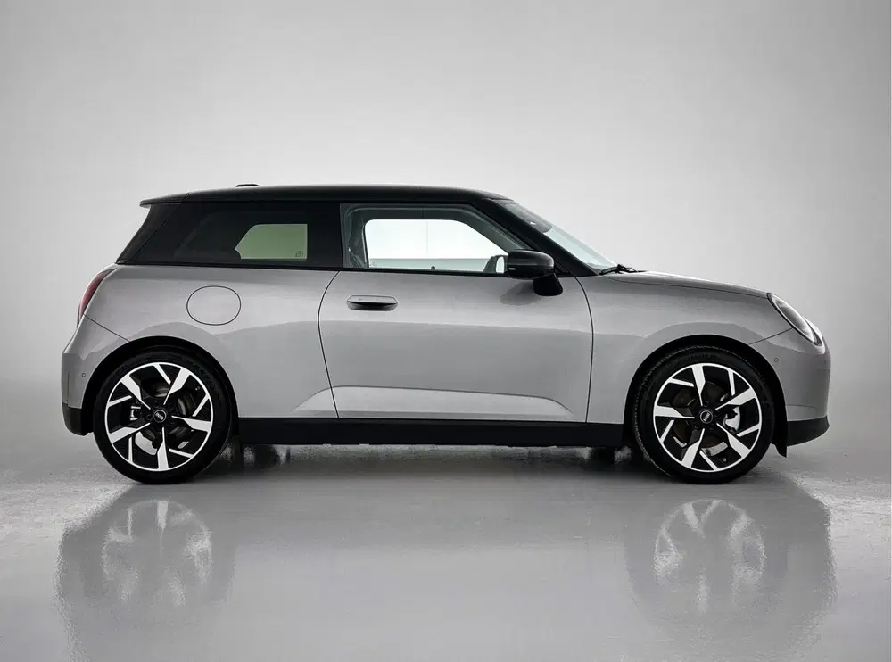 Mini Hatchback Cooper E uit 2026, foto 6