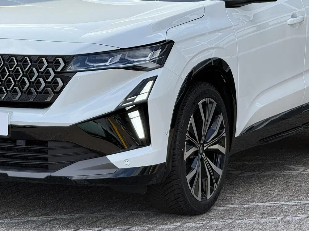 Renault Espace E-Tech full hybrid 200 iconic 5p. uit 2025, foto 9