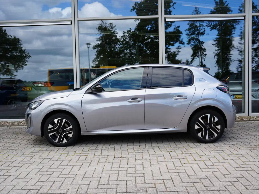Peugeot 208 EV Allure 51 kWh SOH uit 2024, foto 6