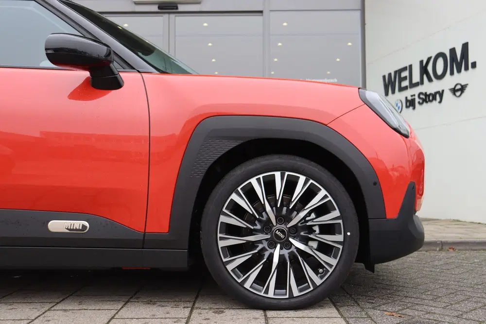 Mini Aceman E uit 2026, foto 11