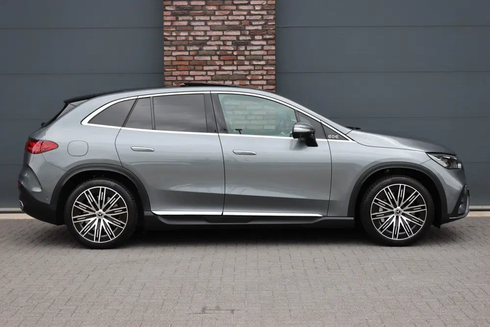 Mercedes-Benz EQE SUV 350+ AMG Line 96 kWh uit 2024, foto 11