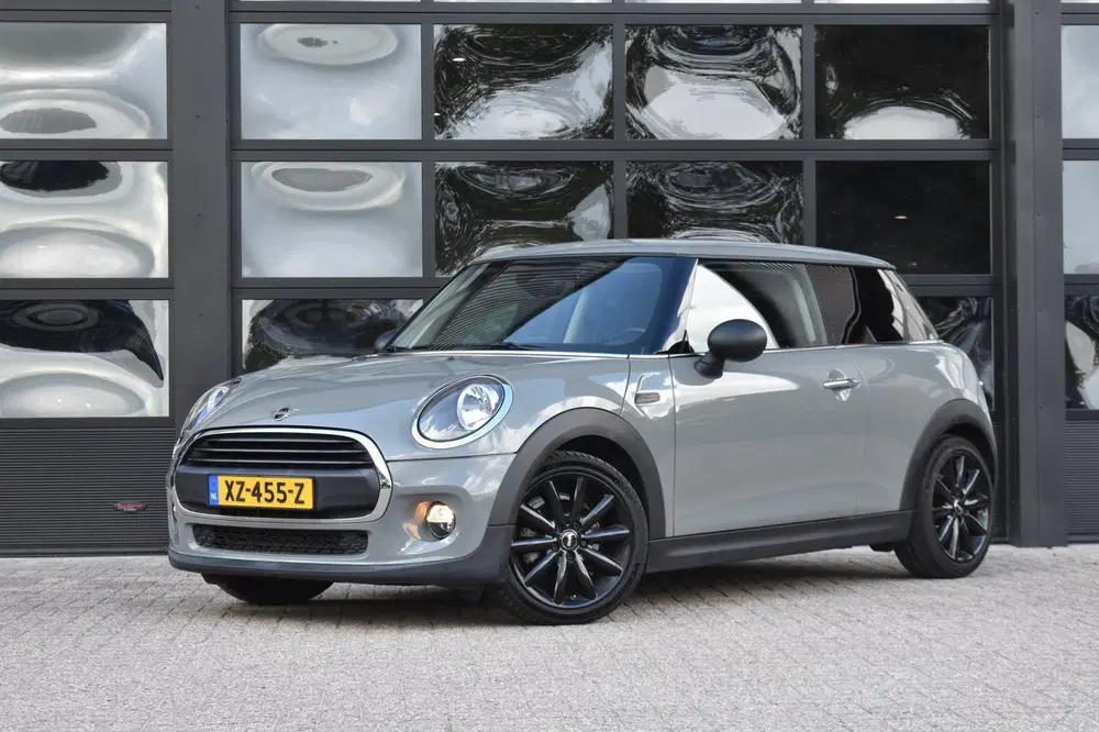 Mini One 1.5 One First Salt '19 Navi Airco Cruise A uit 2019