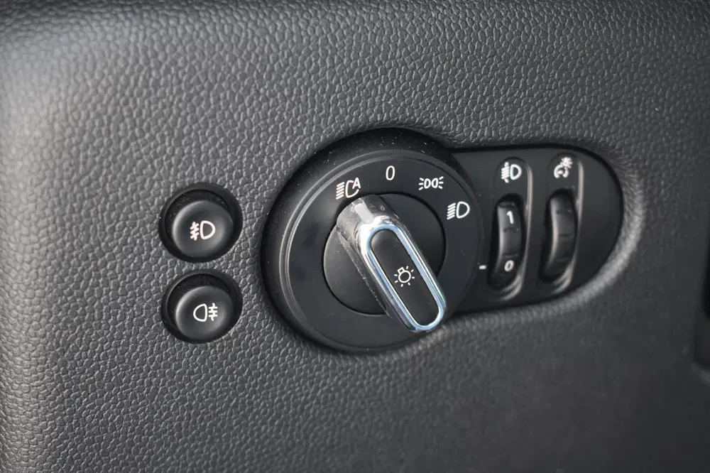 Mini One 1.5 One First Salt '19 Navi Airco Cruise A uit 2019, foto 13