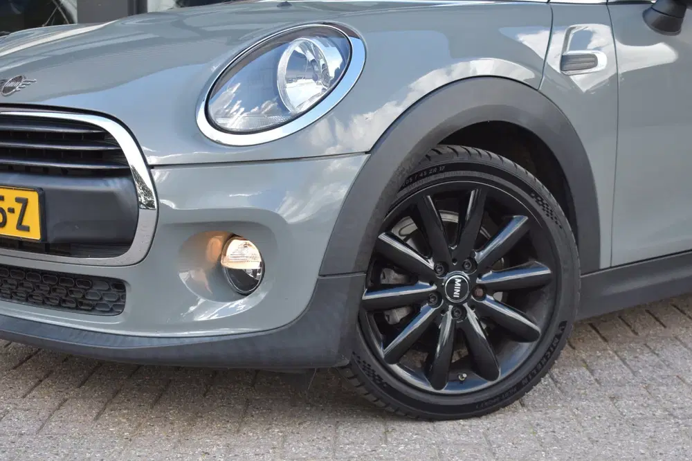 Mini One 1.5 One First Salt '19 Navi Airco Cruise A uit 2019, foto 6