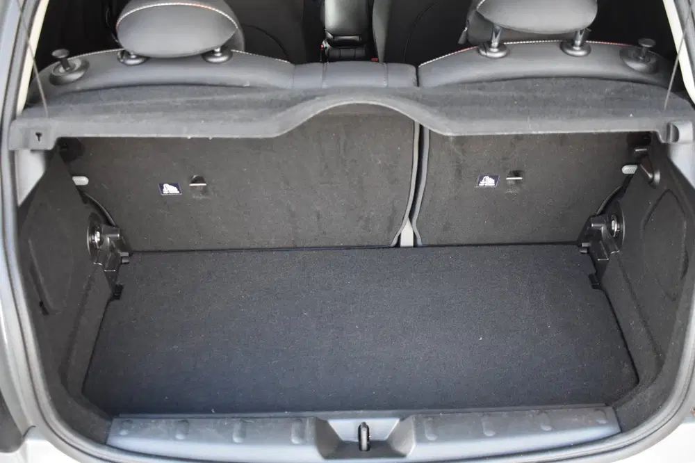 Mini One 1.5 One First Salt '19 Navi Airco Cruise A uit 2019, foto 9