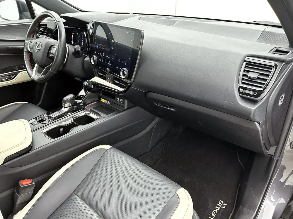 Lexus NX 450h+ AWD Executive Line uit 2022, foto 7