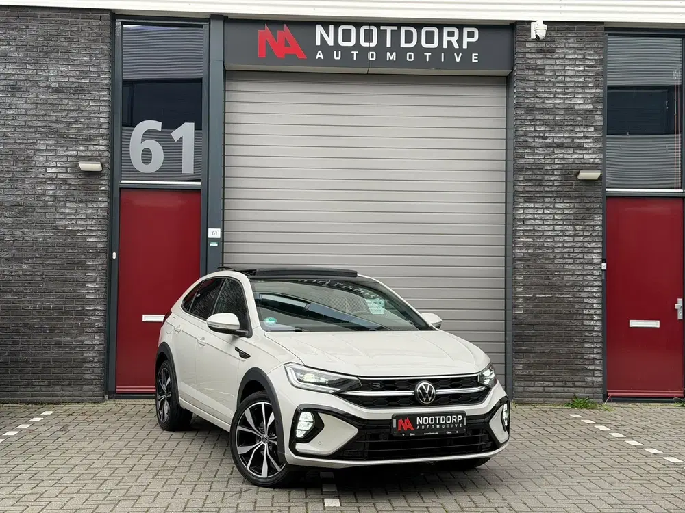 Volkswagen Taigo 1.5 TSI 3xR-Line Pano uit 2022, foto 2