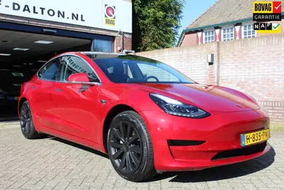 Tesla Model 3 RWD Plus 60 kWh AUTOPILOT uit 2020