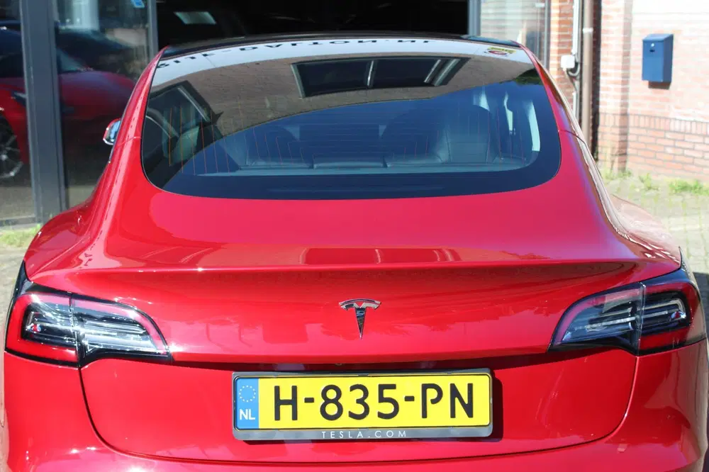 Tesla Model 3 RWD Plus 60 kWh AUTOPILOT uit 2020, foto 11