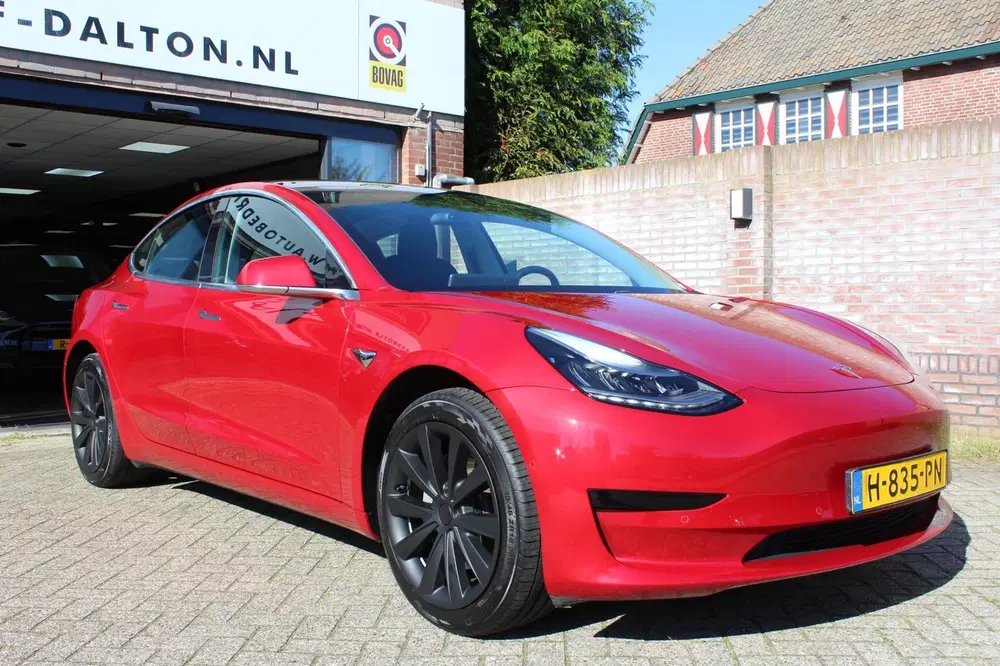 Tesla Model 3 RWD Plus 60 kWh AUTOPILOT uit 2020, foto 6