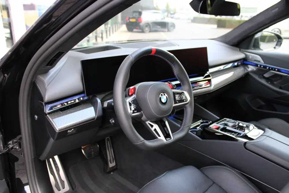 BMW M5 Automaat uit 2025, foto 2