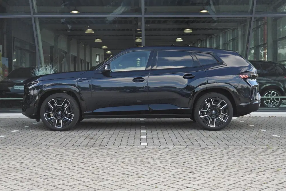 BMW XM PHEV 50e Automaat uit 2026, foto 5