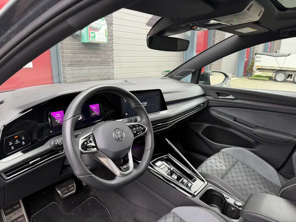 Volkswagen Golf 1.5 TSI 3xR-Line Pano uit 2023, foto 11