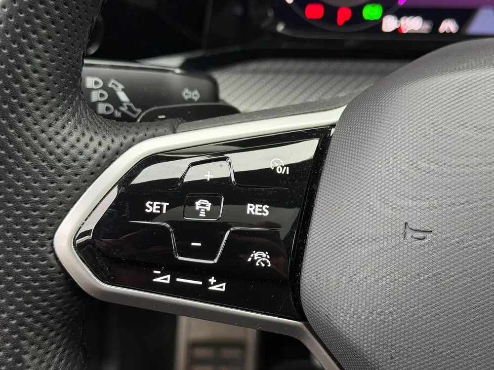 Volkswagen Golf 1.5 TSI 3xR-Line Pano uit 2023, foto 14