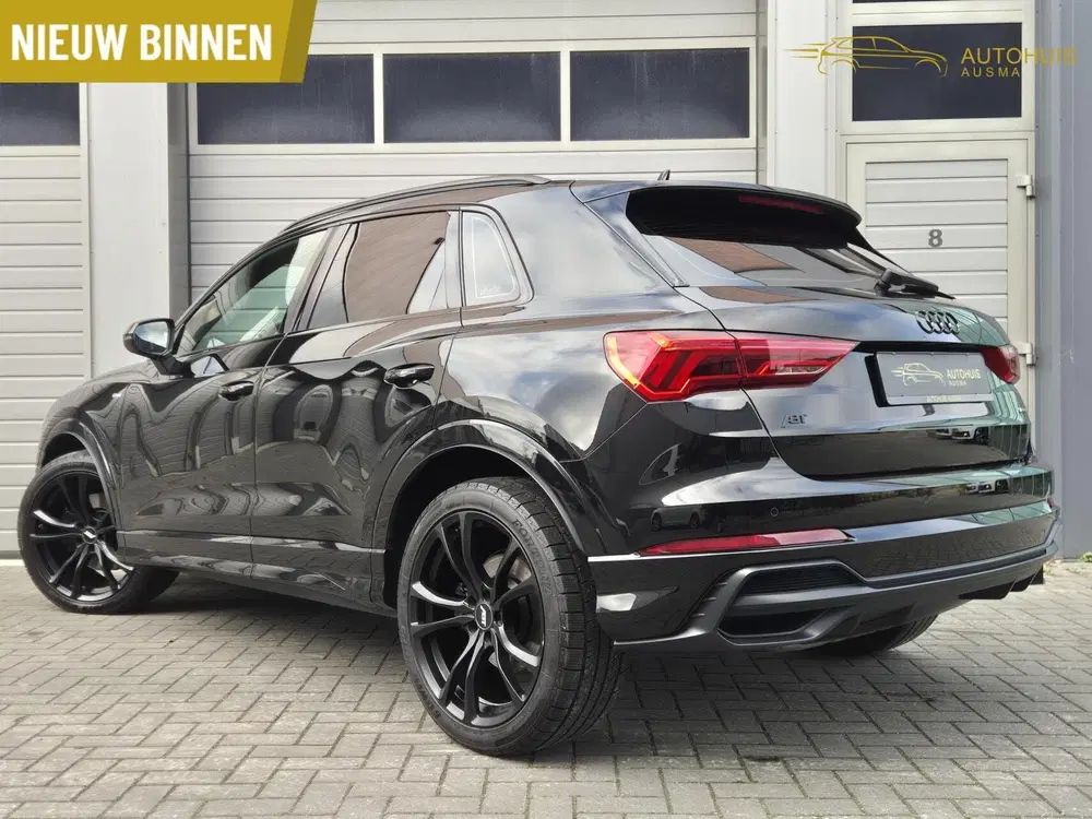 Audi Q3 45 TFSI quattro 230pk SLine Matrix uit 2019, foto 2