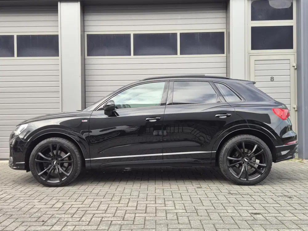 Audi Q3 45 TFSI quattro 230pk SLine Matrix uit 2019, foto 8