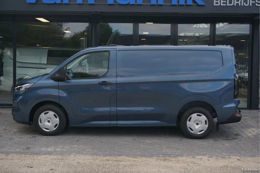 Ford Transit Custom 280S 110PK Trend BPM VRIJ Navi uit 2024, foto 2