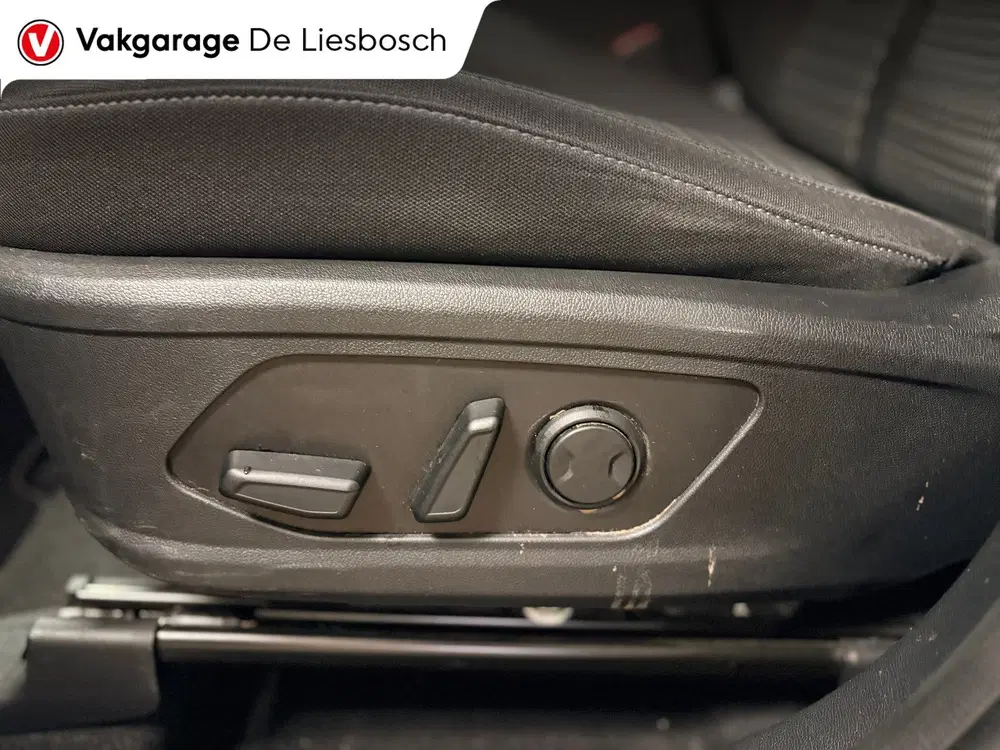 Kia Sorento 1.6 T-GDI Plug-in Hybrid 4WD DynamicLine 7 uit 2022, foto 12