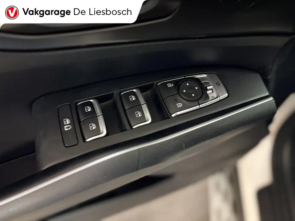 Kia Sorento 1.6 T-GDI Plug-in Hybrid 4WD DynamicLine 7 uit 2022, foto 13