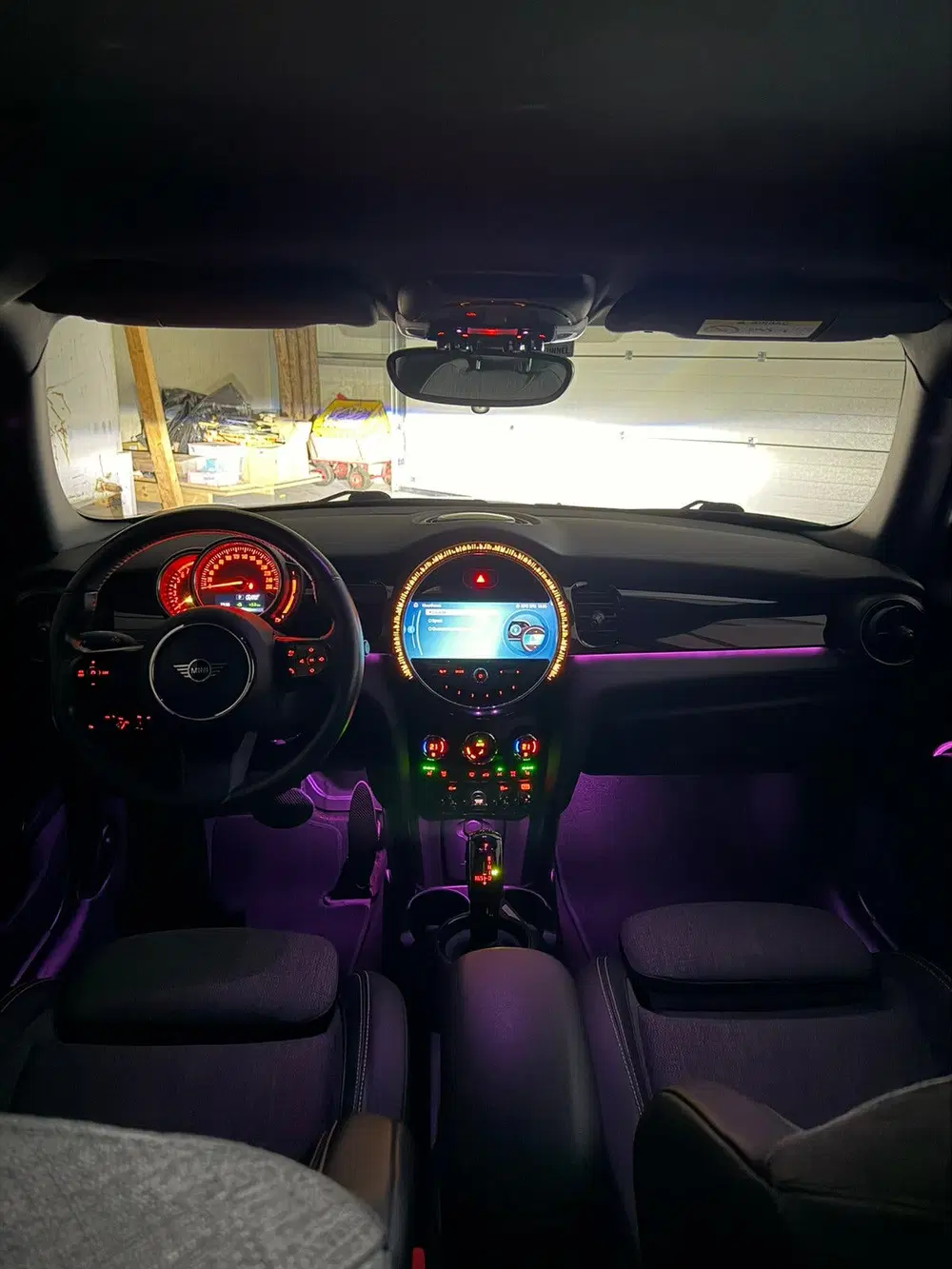Mini Cooper Cooper Business uit 2022, foto 10