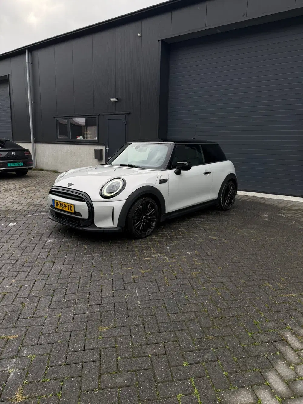 Mini Cooper Cooper Business uit 2022, foto 3