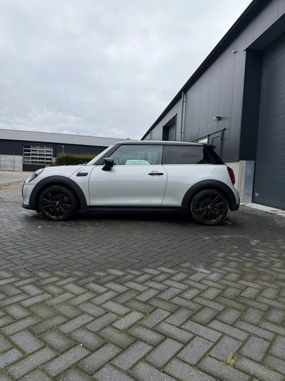 Mini Cooper Cooper Business uit 2022, foto 5