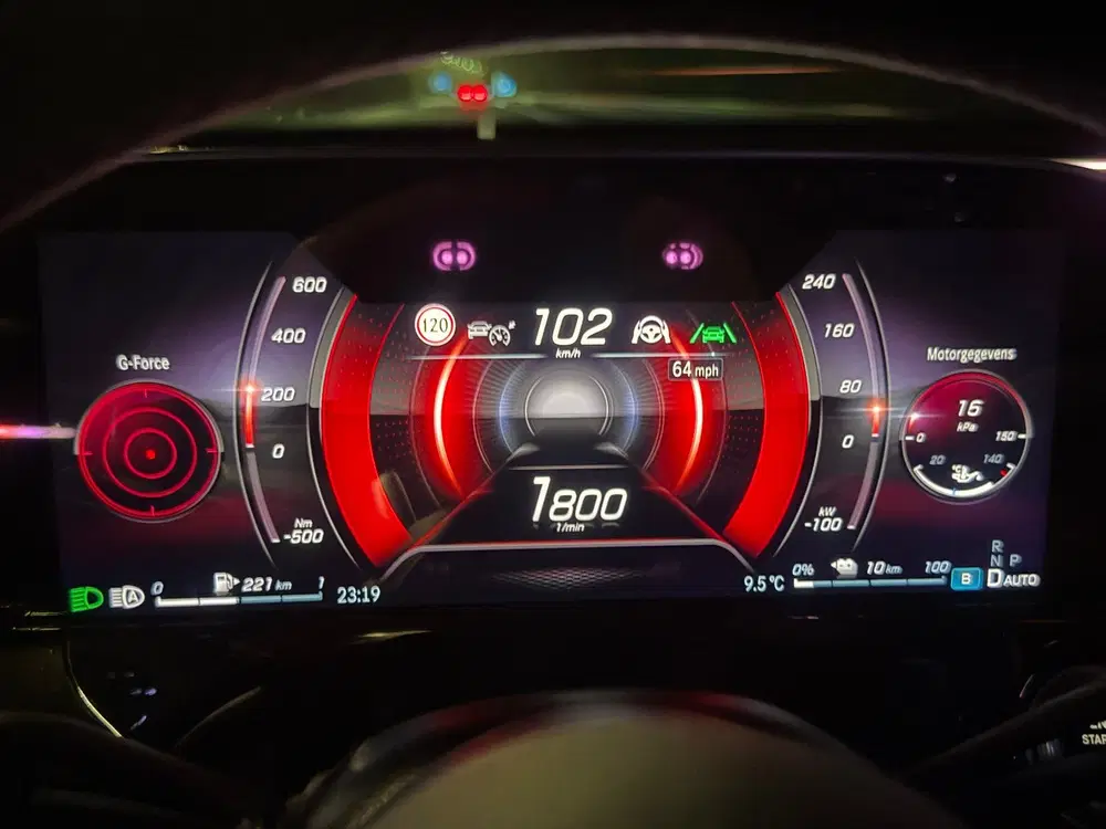 Mercedes-Benz E-Klasse E 300e Amg uitvoering uit 2023, foto 14