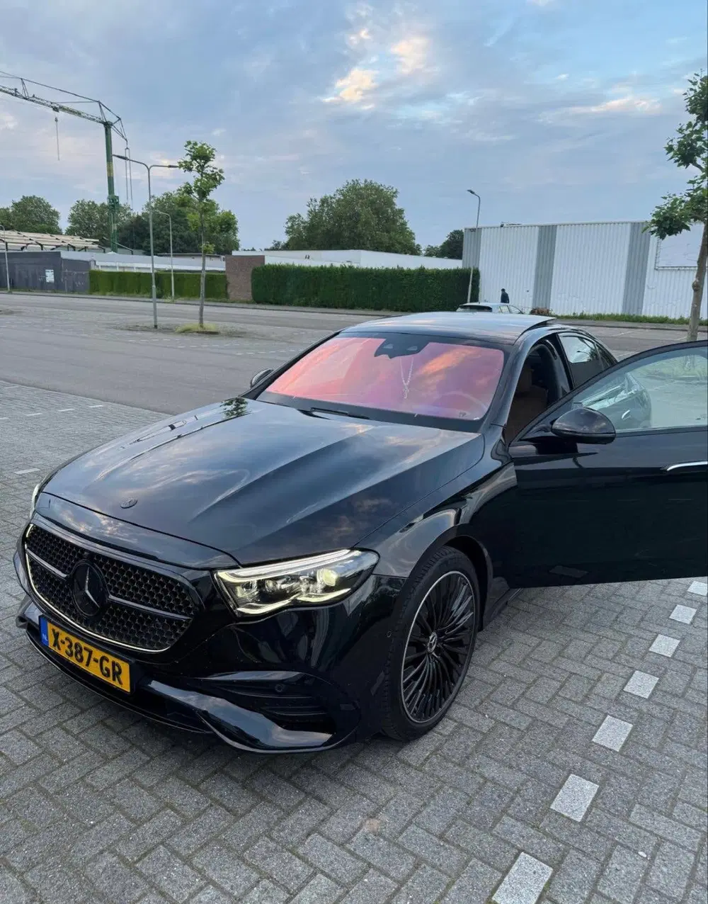 Mercedes-Benz E-Klasse E 300e Amg uitvoering uit 2023, foto 5