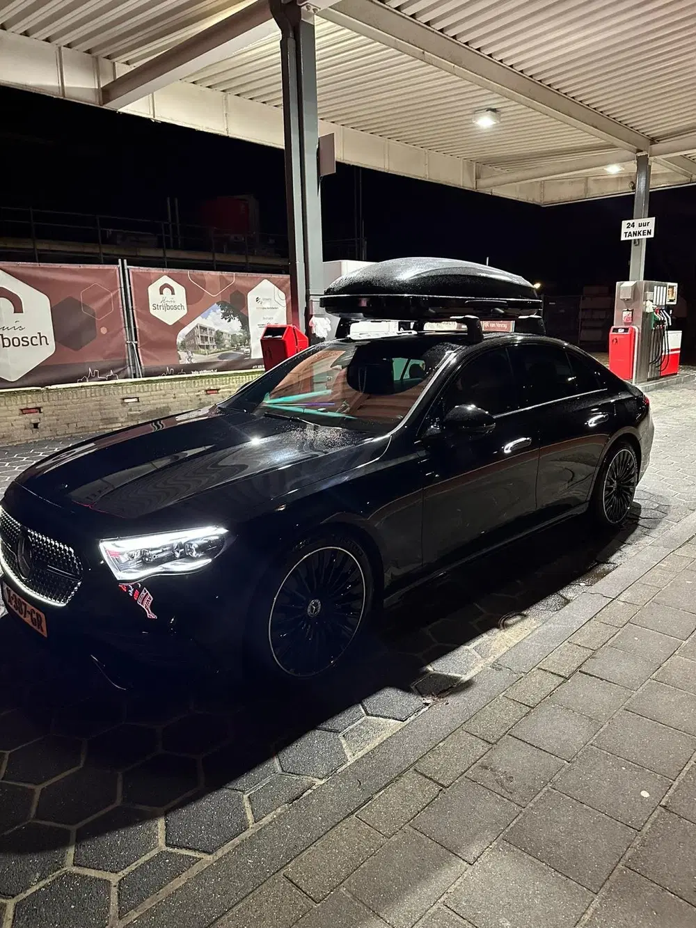 Mercedes-Benz E-Klasse E 300e Amg uitvoering uit 2023, foto 6