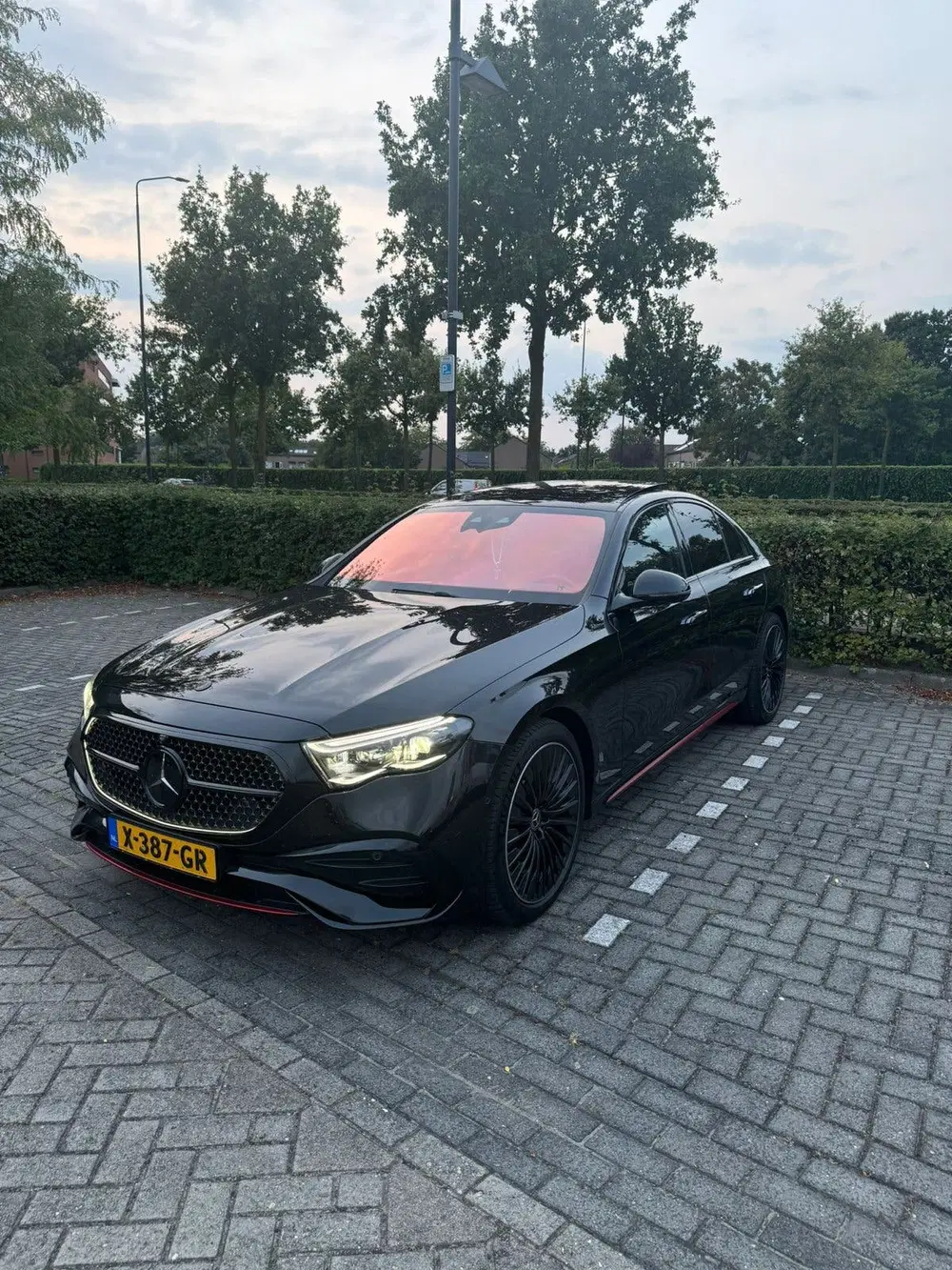 Mercedes-Benz E-Klasse E 300e Amg uitvoering uit 2023, foto 8
