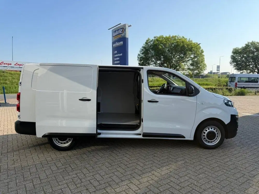 Fiat Scudo 1.5 L2H1 PROFESSIONAL AIRCO CRUISE PDC 3 Z uit 2024, foto 12