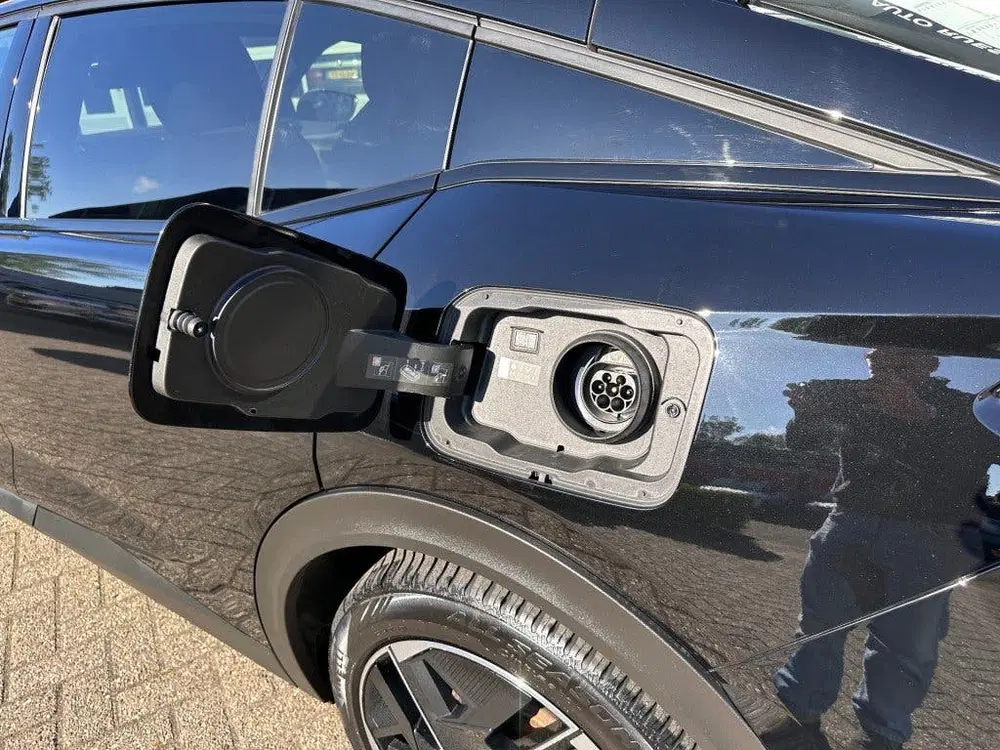 Peugeot 408 1.6 HYBRID 225 GT PHEV + OPTIE uit 2025, foto 3