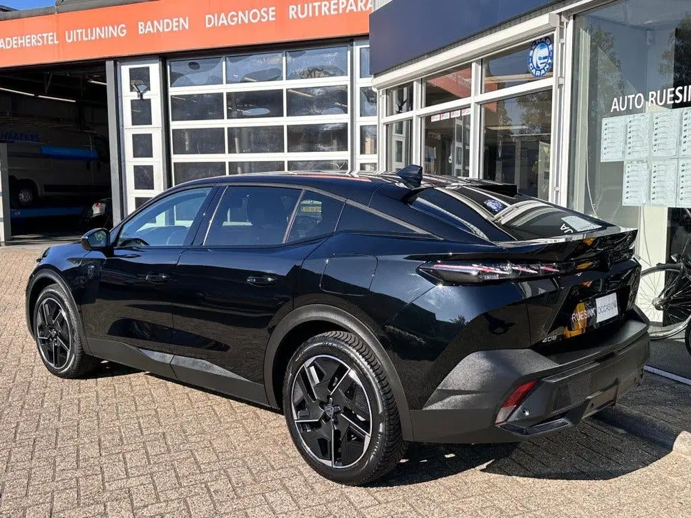 Peugeot 408 1.6 HYBRID 225 GT PHEV + OPTIE uit 2025, foto 5