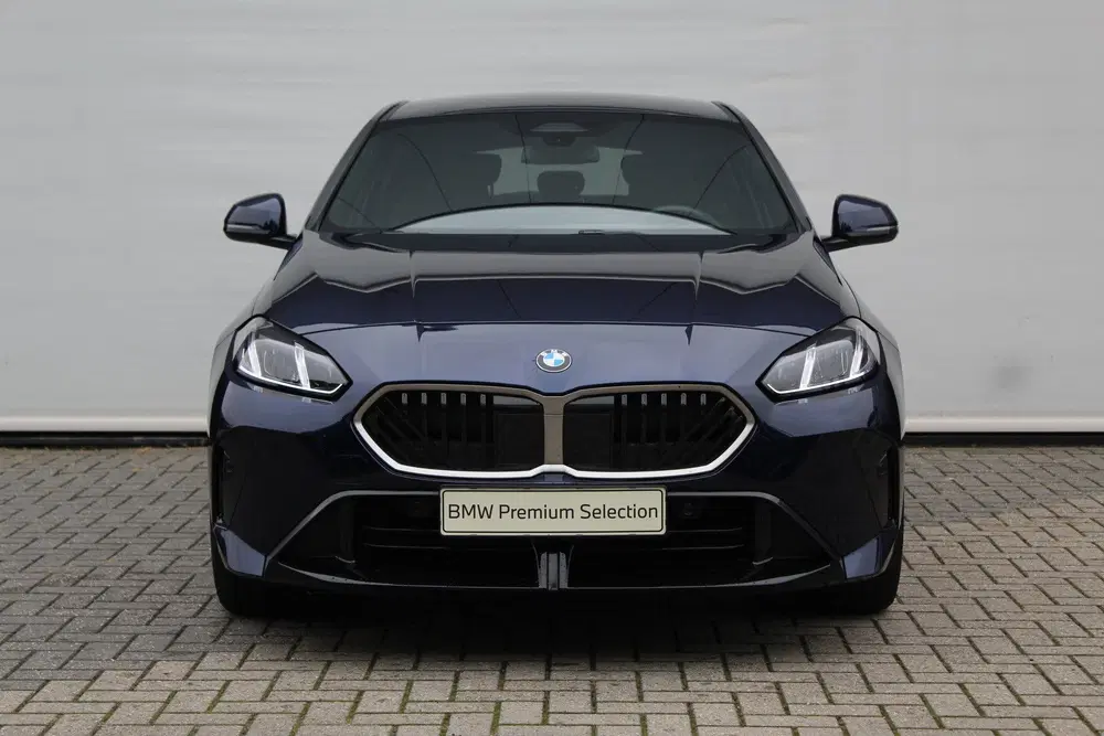 BMW 1-serie 120 M Sport Automaat uit 2025, foto 2