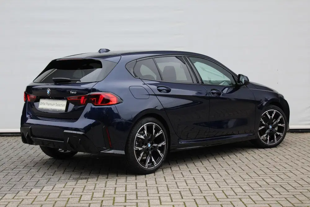 BMW 1-serie 120 M Sport Automaat uit 2025, foto 6