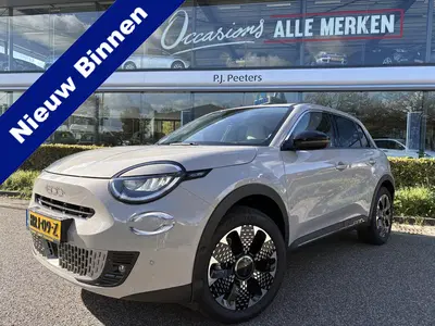 Fiat 600 1.2 Hybrid La Prima Achteruitrijcamera uit 2025
