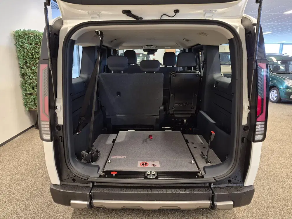 Kia PV5 Passenger Rolstoelauto Automaat (71 kWh uit 2026, foto 10