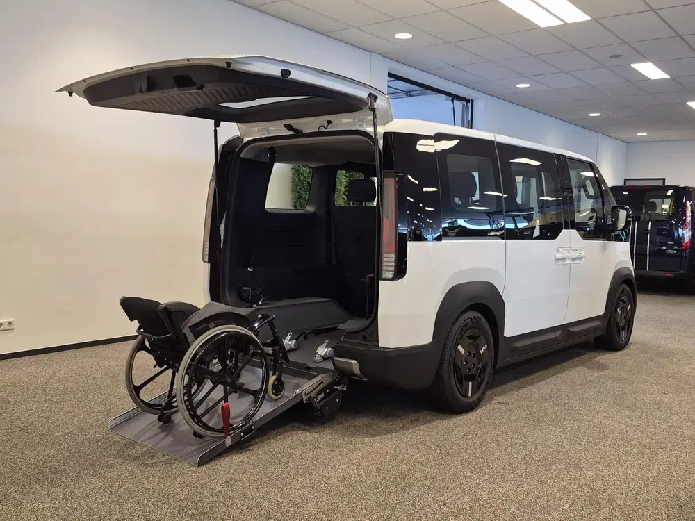 Kia PV5 Passenger Rolstoelauto Automaat (71 kWh uit 2026, foto 12