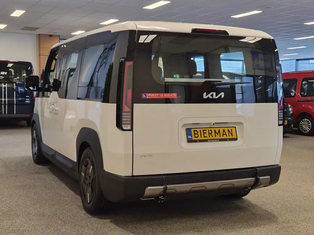 Kia PV5 Passenger Rolstoelauto Automaat (71 kWh uit 2026, foto 14