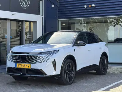 Peugeot 3008 GT 210pk 73 kWh uit 2024