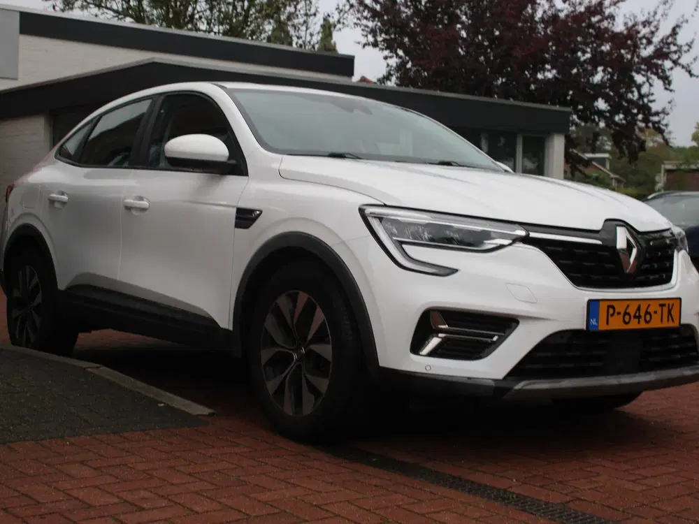 Renault Arkana 1.6 E-Tech Hybrid *Zen* uit 2022, foto 6