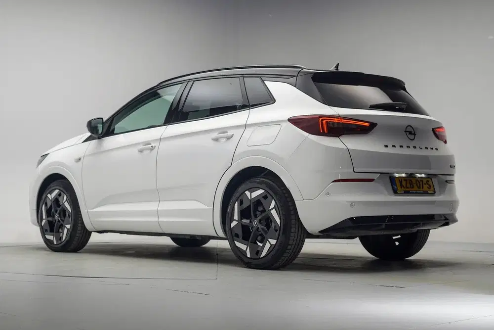 Opel Grandland 1.6 Turbo Plug-In Hybrid 4x4 GSe [ SoH 97 uit 2023, foto 3
