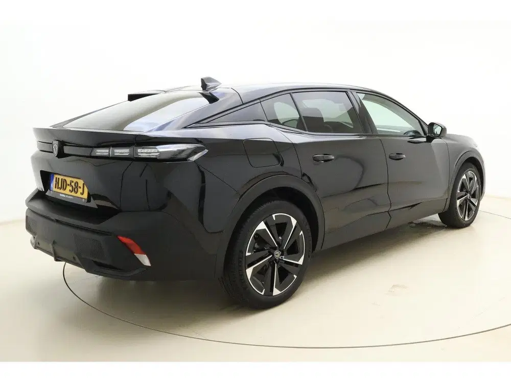 Peugeot 408 1.2 Hybrid 145 e-DCS6 Allure uit 2025, foto 2