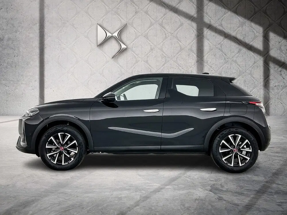 DS Automobiles DS 3 DS DS 3 100 pk Performance Line uit 2024, foto 2