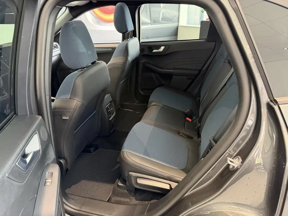 Ford Kuga 2.5 PHEV Bluecruise uit 2026, foto 12