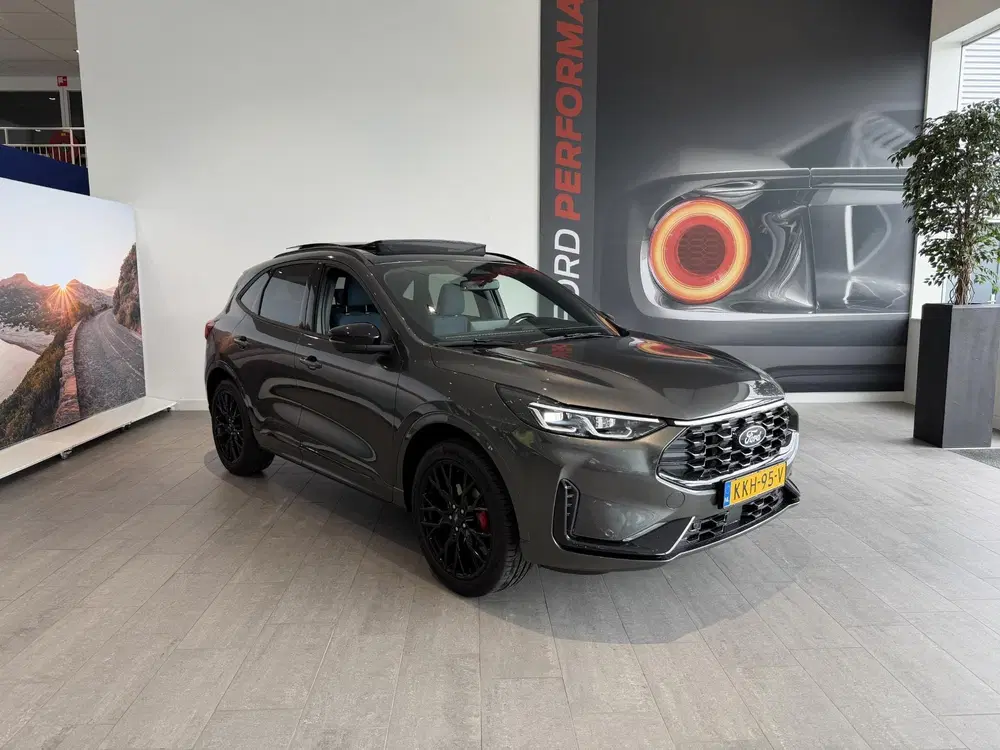 Ford Kuga 2.5 PHEV Bluecruise uit 2026, foto 2