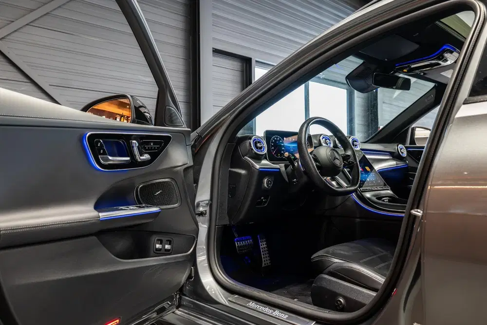 Mercedes-Benz C-Klasse 300 e Business Solution AMG Sc uit 2024, foto 15