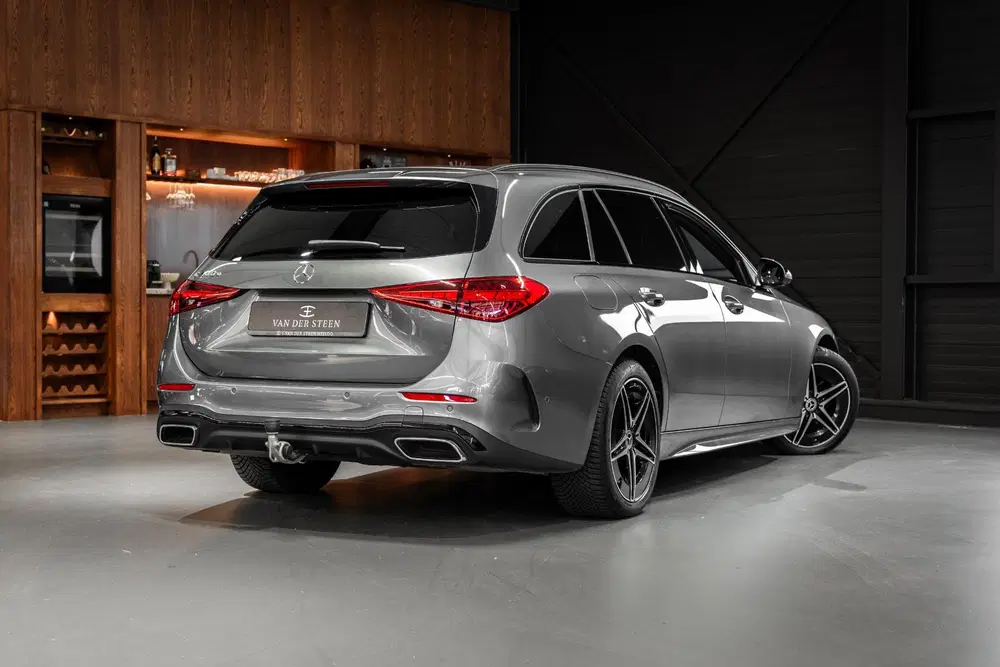 Mercedes-Benz C-Klasse 300 e Business Solution AMG Sc uit 2024, foto 2